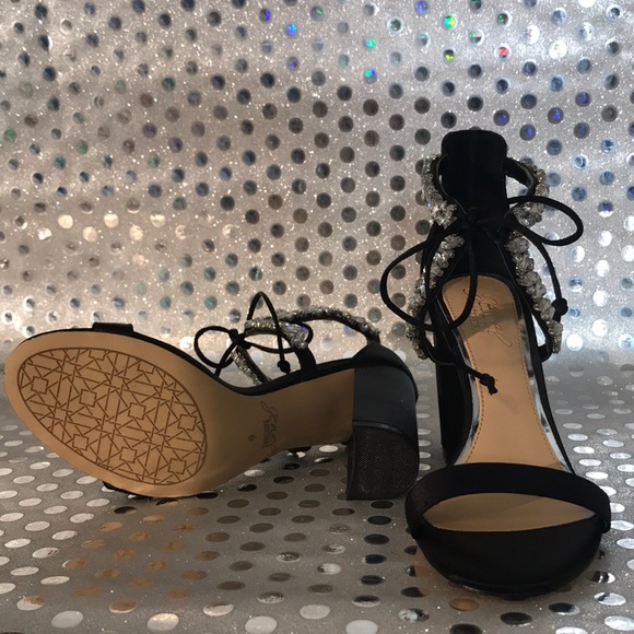 Badgley Mischka embellished black satin sandals. - Picture 6 of 7